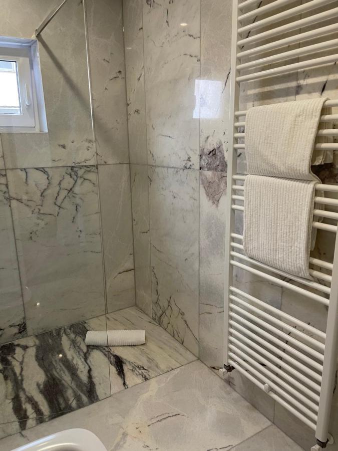 Apartament Emma Тирговіште Екстер'єр фото